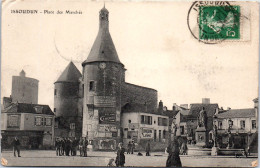 36 ISSOUDUN - La Place Des Marches. - Issoudun