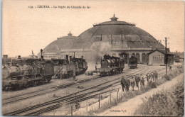 10 TROYES - Le Depot Du Chemin De Fer (trains) - Troyes