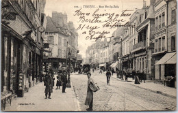 10 TROYES - La Rue Zola. - Troyes