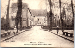 45 BRIARE - La Mairie, Ancien CHATEAUdes Seigneurs Du Canal - Briare