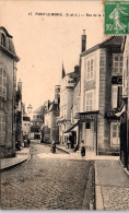 71 PARAY LE MONIAL - Uen Rue. - Paray Le Monial