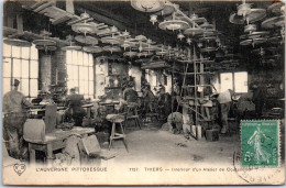 63 THIERS - L'interieur D'un Atelier De Coutellerie  - Thiers