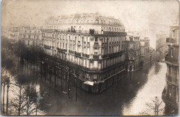 75 PARIS - CARTE PHOTO - Angle De Bld Pendant La Crue De 1910 - Other & Unclassified