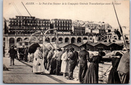 ALGERIE - ALGER - Le Pont D'un Steamer Au Port  - Alger