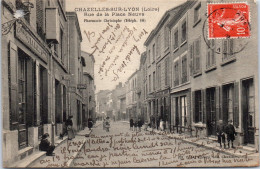 42 CHAZELLES SUR LYON - La Rue De La Place Neuve  - Sonstige & Ohne Zuordnung