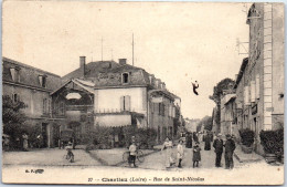42 CHARLIEU - La Rue Saint Nicolas  - Charlieu