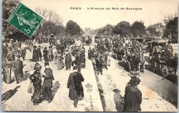75016 PARIS - La Foule Avenue Du Bois De Boulogne  - Arrondissement: 16