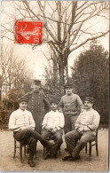 01 LA VALBONNE - CARTE PHOTO - 5 Soldats 02 Oct 1913 - Unclassified