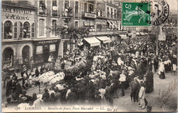 65 LOURDES - Bataille De Fleurs, Place Marechal - Lourdes