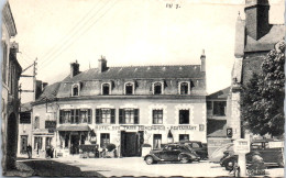 41 COUR CHEVERNY - Place De L'eglise (borne Michelin) - Autres & Non Classés