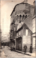 14 VIRE - Vue De La Tour Saint Sauveur. - Vire