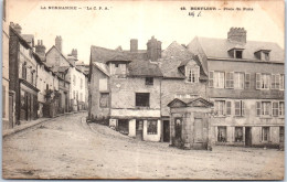 14 HONFLEUR - La Place Du Puits. - Honfleur