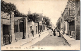 14 LUC SUR MER - La Rue De La Mer. - Luc Sur Mer