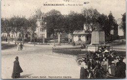 88 REMIREMONT - La Place De La Gare. - Remiremont