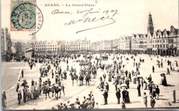 62 ARRAS - La Grande Place.  - Arras