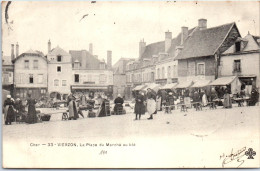 18 VIERZON - La Place Du Marche Au Ble.  - Vierzon