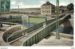 44 SAINT NAZAIRE N°12 Le Pont Tournant De La Nouvelle Entrée Du Port Animé Fillettes En 1908 Aqua Photo - Saint Nazaire