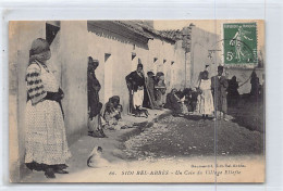 Algérie - SIDI BEL ABBÈS - Un Coin Du Village Ellefte - Prostituées Et Clients - Ed. Boumendil 66 - Sidi-bel-Abbès