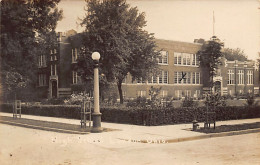 LONDON (OH) High School - REAL PHOTO - Publ. Unknown  - Andere & Zonder Classificatie