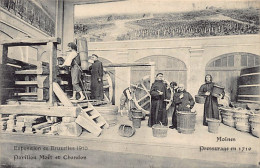 Belgique - Exposition De Bruxelles 1910 - Pavillon Moët Et Chandon - Moines - Pressurage En 1710 - Expositions Universelles