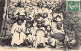 Kabylie - Famille Kabyle - Ed. J. Achard 70 - Frauen