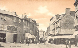 England - COWES (Isle Of Wight) High Street - Debenham Photographer - George Hotel - Cowes