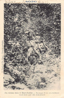 Vietnam - En Colonne Dans Le Haut-Tonkin - Passage D'un Col Rocheux Sous Bois Par Les Tirailleurs - Ed. G. Taupin Et Cie - Viêt-Nam