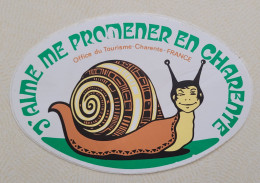 Autocollant Vintage Office De Tourisme Charente - Escargot - Aufkleber