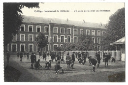 62  Bethune - College Communal De Bethune - Un Coin De La Cour De Ecreation - Bethune