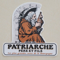 Autocollant Vintage Patriarche - Les Plus Grandes Caves De La Bourgogne - Spiritueux - Vin - Aufkleber