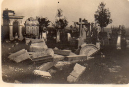 Photo Vintage Paris Snap Shop -MONTFAUCON Tombe Grave - Orte