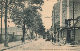 Malakoff * Route De Montrouge , Prise De La Rue Paul Bert * Café A La Halte Des Tramways - Malakoff