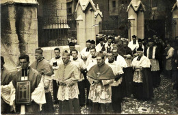 2452 CHAMBERY - MANIFESTATION RELIGIEUSE Lors Du Décés De L'Evêque à La Cathédrale - Carte Photo - Cachet Grimal - N°2 - Chambery