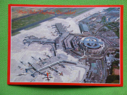 DUSSELDORF   /  AEROPORT / AIRPORT / FLUGHAFEN - Aerodromi