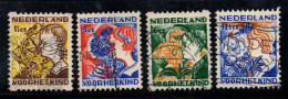 Pays-Bas 1932 Mi. 253A-256A Oblitéré 100% Pour Les Enfants - Used Stamps