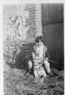 Photo Vintage Paris Snap Shop- Enfant Child Fille Girl Chien Dog - Autres & Non Classés