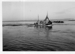 Photo Vintage Paris Snap Shop- Bateau Boat Mer Sea LA BAULE - Bateaux