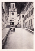 Photo 9.0 X 6.3 -  EAUX BONNES   (64 )  L église  - Aout 1934 - Places