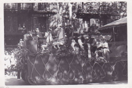 Photo 8.7 X 5.7 - PARIS 11 - Boulevard Beaumarchais - Corso Fleuri - Chevaux De Manege -  Mai 1954 - Places