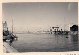 Photo Vintage Paris Snap Shop-La Flotte Port Phare Harbor Headlight  - Orte