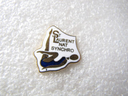 PIN'S    SPORT  NATATION SYNCHRONISÉ  SAINT LAURENT   PIN UP  Email Grand Feu - Nuoto
