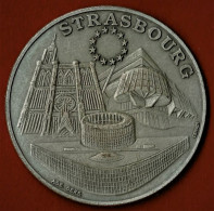 MEDAILLE 55 ANS  DE LA LIBERATION De STRASBOURG /  1944 - 1999 ( Avec écrin ) - Andere & Zonder Classificatie