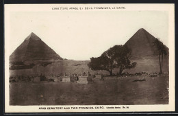CPA Cairo, Arab Cemetery And Two Pyramids  - Otros & Sin Clasificación