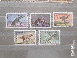 1994	Romania	Dinosaurs (F97) - Gebruikt