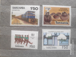 1985	Tanzania (F97) - Tanzania (1964-...)