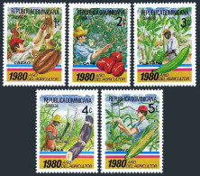 Dominican Rep 825-829,MNH.Mi 1258-1262. Agriculture Year 1980.Cacao,Coffee,Corn, - Dominique (1978-...)
