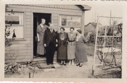 Altes Foto Vintage .Personen-Familie Um 1950. (  B13  ) - Persone Anonimi