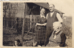 Altes Foto Vintage .Personen-Familie Um 1950. (  B13  ) - Persone Anonimi