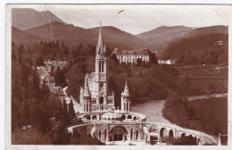 Lourdes - La Basilique, Vue Du Château-Fort - Lourdes