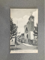 Aigues-Mortes - L'Eglise Et La Grand Rue Carte Postale Postcard - Aigues-Mortes